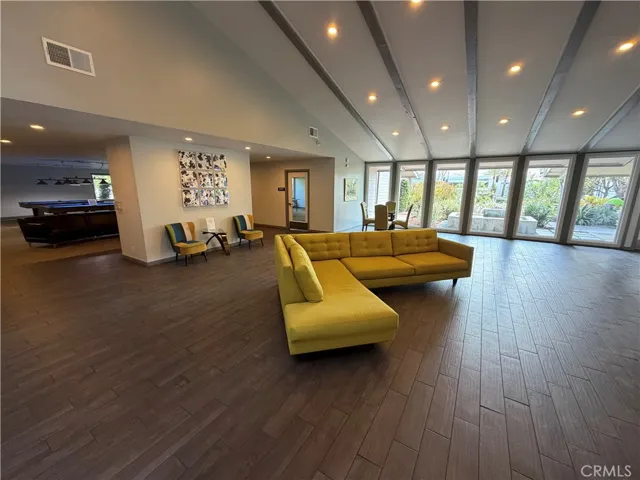 1550 Rimpau 71, Corona, California 92881