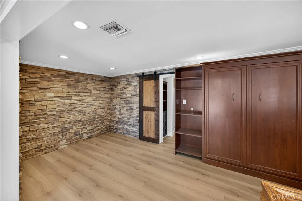Murphy Bed and 3rd bathroom entrance