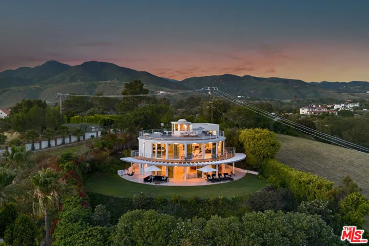 6375 Gayton Place, Malibu, California 90265