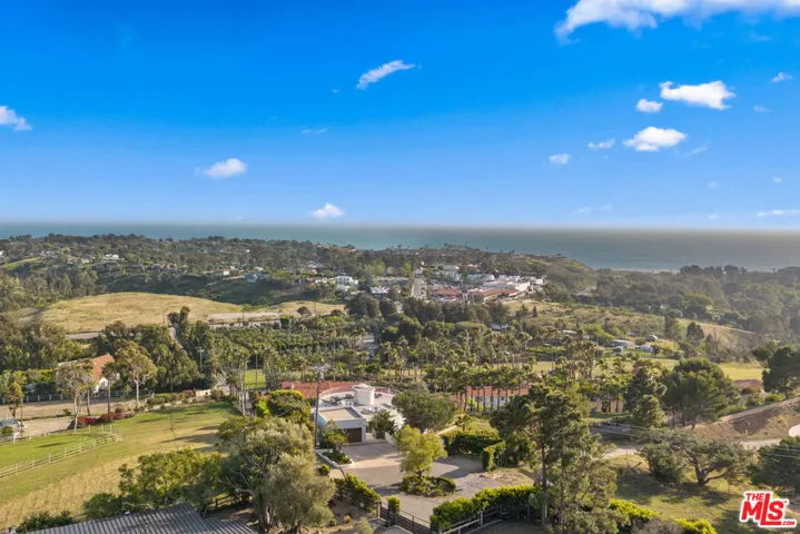 6375 Gayton Place, Malibu, California 90265