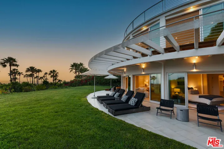 6375 Gayton Place, Malibu, California 90265