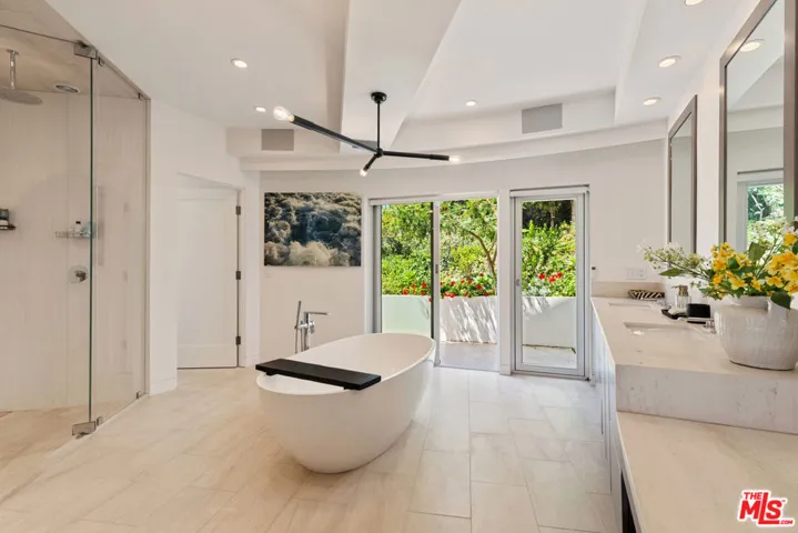 6375 Gayton Place, Malibu, California 90265