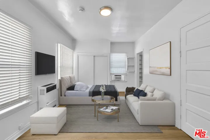 2694 James M Wood Boulevard, Los Angeles, California 90006
