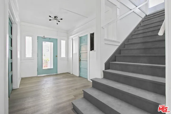 2694 James M Wood Boulevard, Los Angeles, California 90006