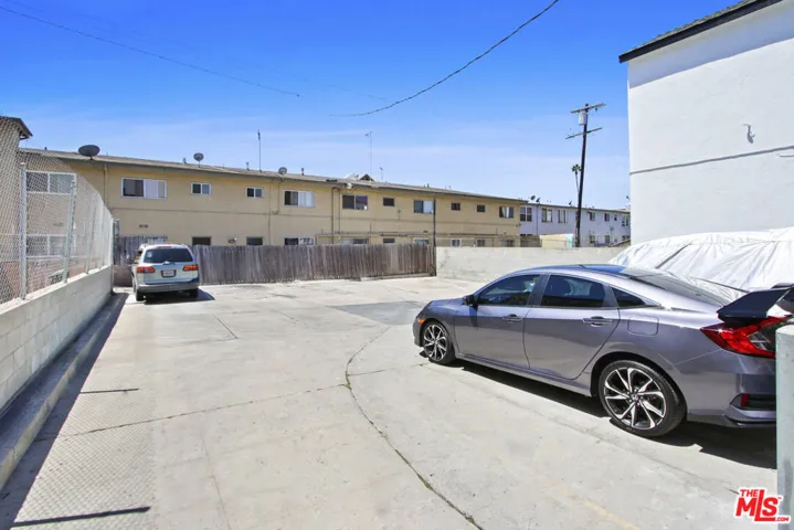 2694 James M Wood Boulevard, Los Angeles, California 90006