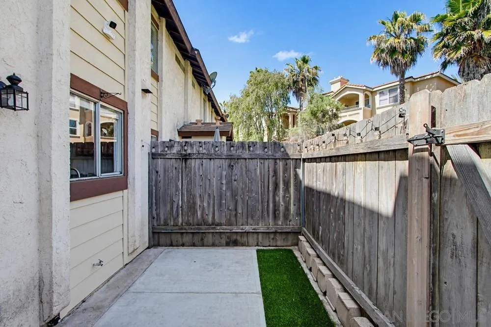 Private Enclosed Patio That Opens Onto Green Space!