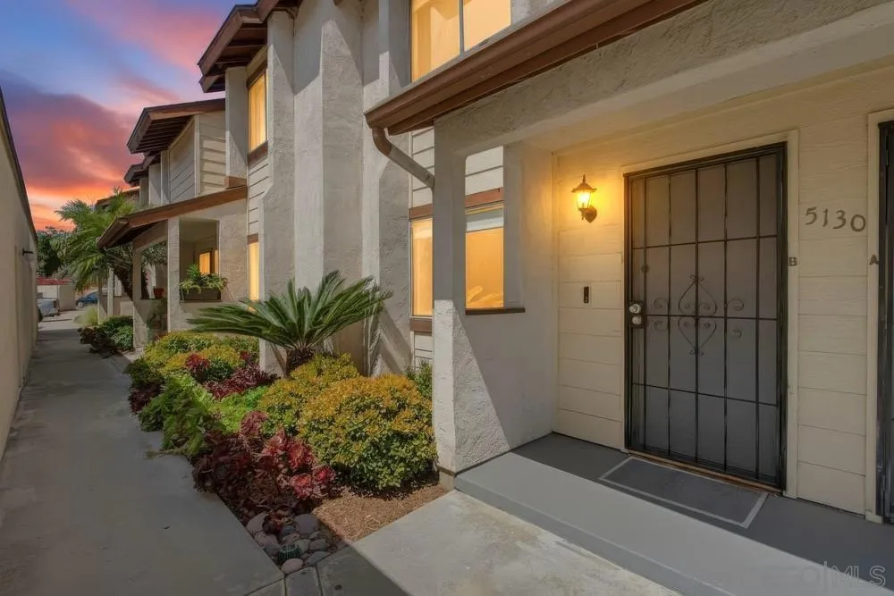 https://zimg.paragon.ice.com/ParagonImages/Property/PA/SDMLS/260009606/2/533/400/fd1fa13a84101401d86e70c32496ef4d/3/c5184e0c4ab6271784c77d4f41702476/260009606-73c42da0-8d81-4b7b-a73c-ed80ee6b8d04.JPG