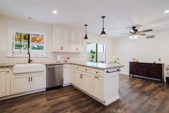 2009 Sargent Avenue, Simi Valley, California 93063