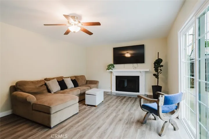 2009 Sargent Avenue, Simi Valley, California 93063