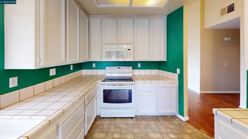 Kitchen I