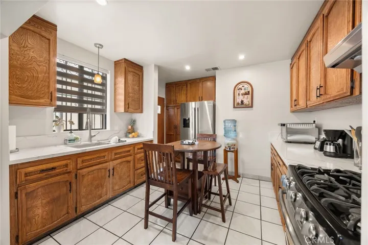 4115 Brompton, Bell, California 90201