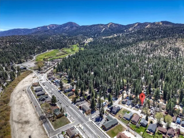 42577 Falcon Avenue, Big Bear Lake, California 92315