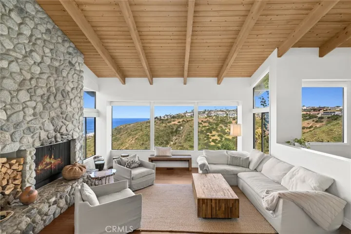 1980 San Remo, Laguna Beach, California 92651