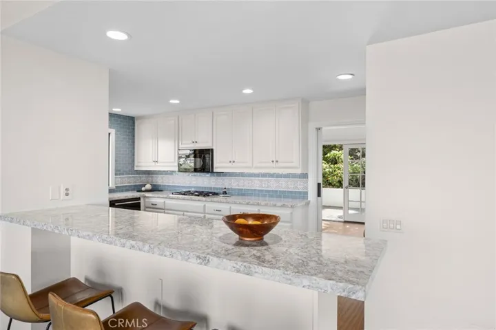 1980 San Remo, Laguna Beach, California 92651