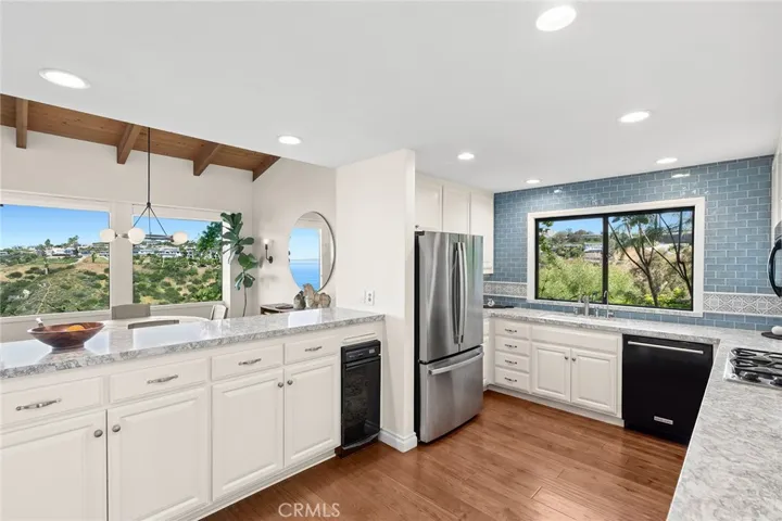 1980 San Remo, Laguna Beach, California 92651