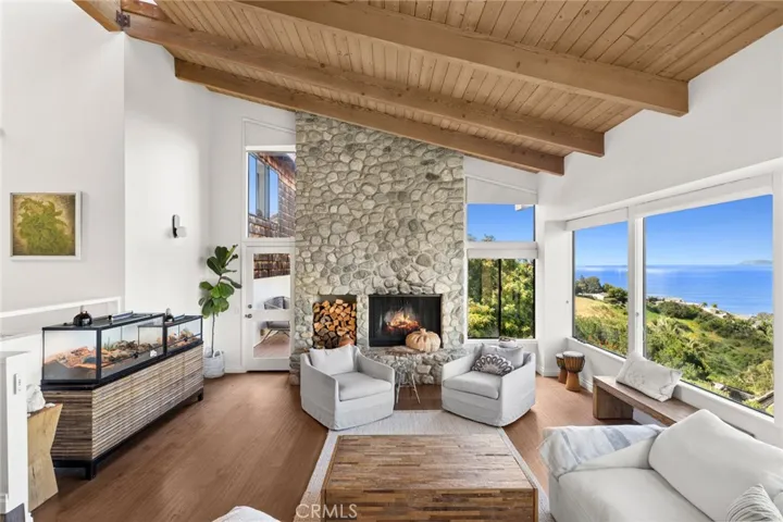 1980 San Remo, Laguna Beach, California 92651