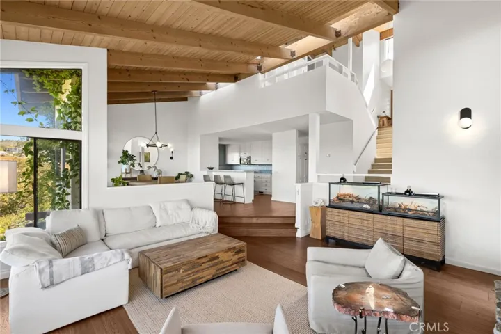 1980 San Remo, Laguna Beach, California 92651