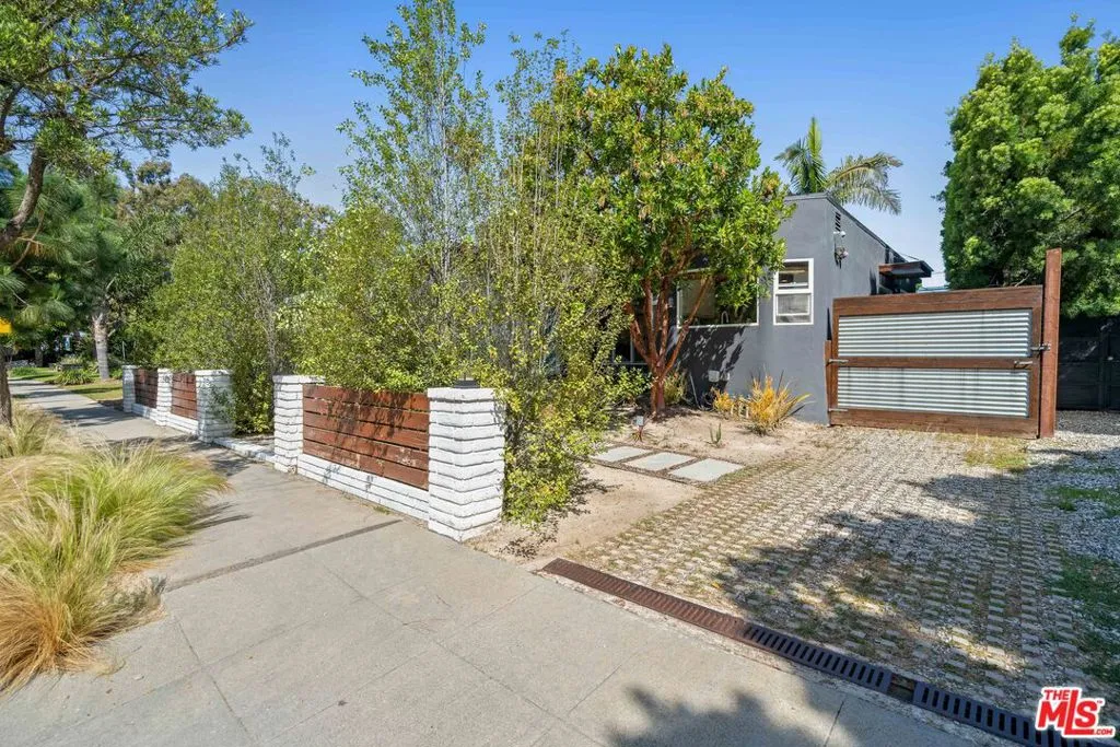 Front yard featuring a wood an