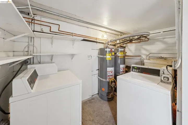 Coin op laundry and storage for the garden apartment.