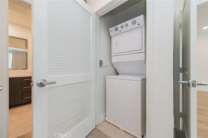 2414 Nolita, Irvine, California 92612