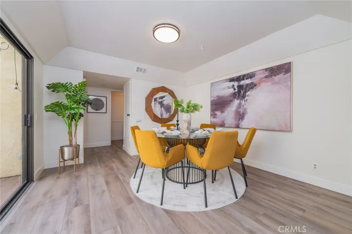 16 Claret, Irvine, California 92614