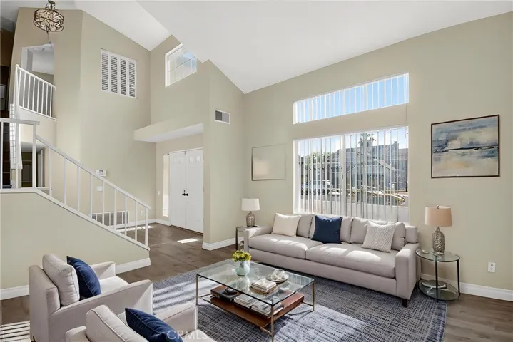 Formal Room Virtually staged