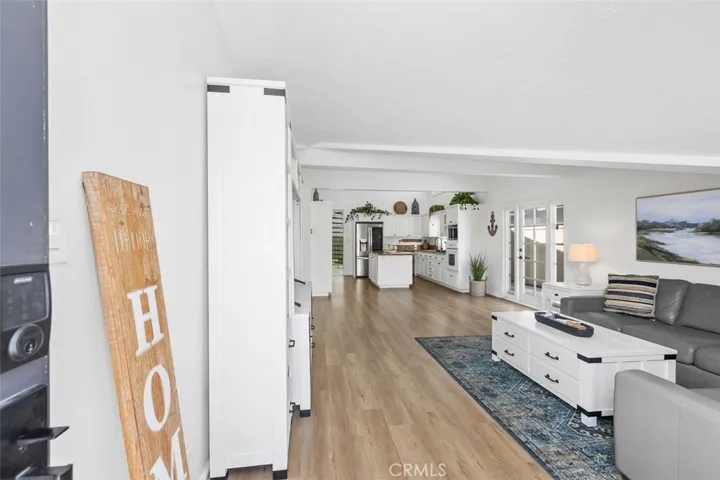 You enter into a crisp, clean, ready to move in home.