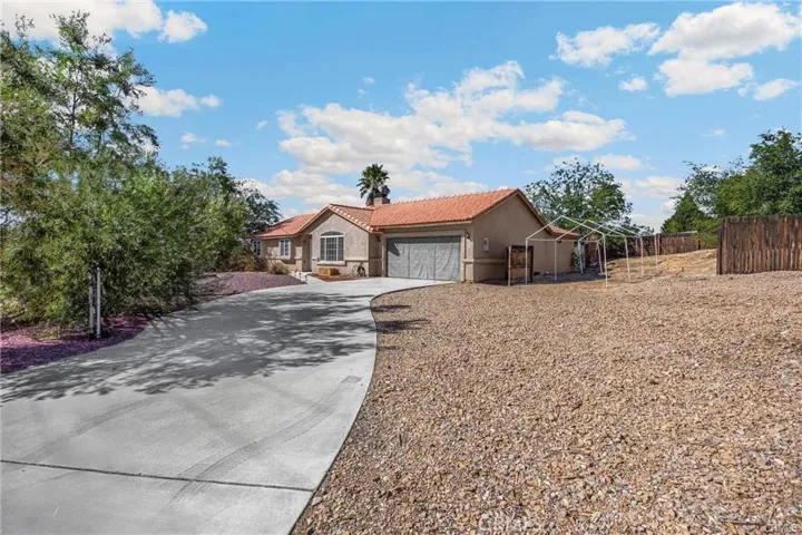 13554 2nd, Victorville, California 92395