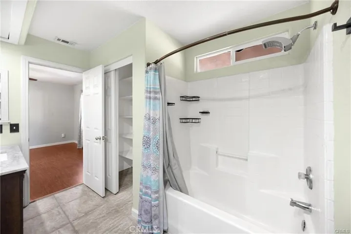 13554 2nd, Victorville, California 92395