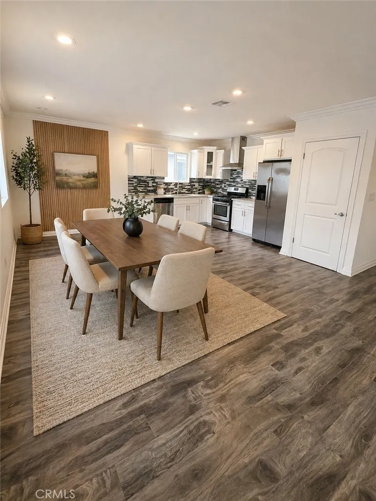 4 bed unit