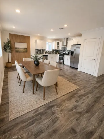 4 bed unit