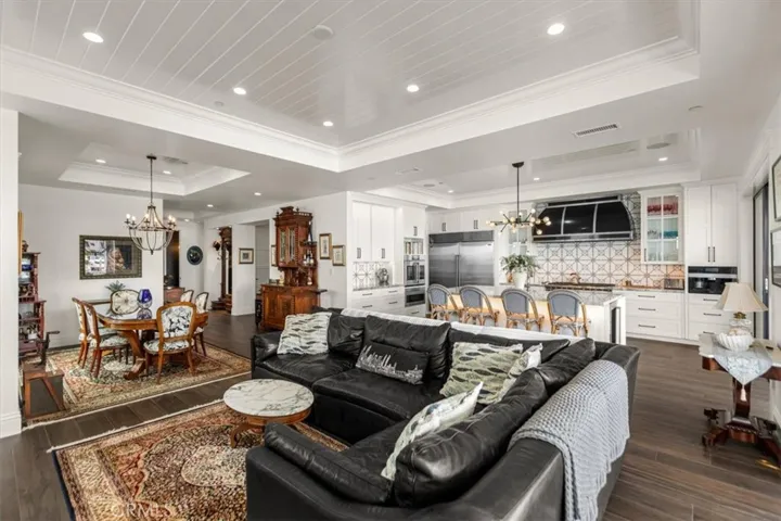 9 The Point, Coronado, California 92118