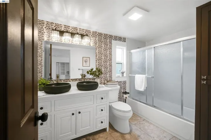 Unit 2 - Primary Bath