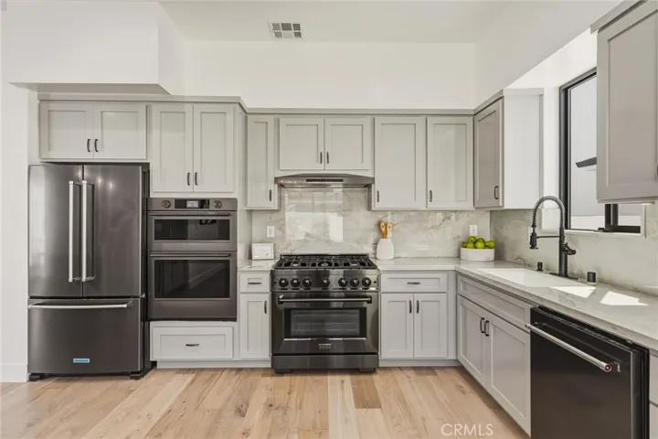 2501 Curtis, Redondo Beach, California 90278