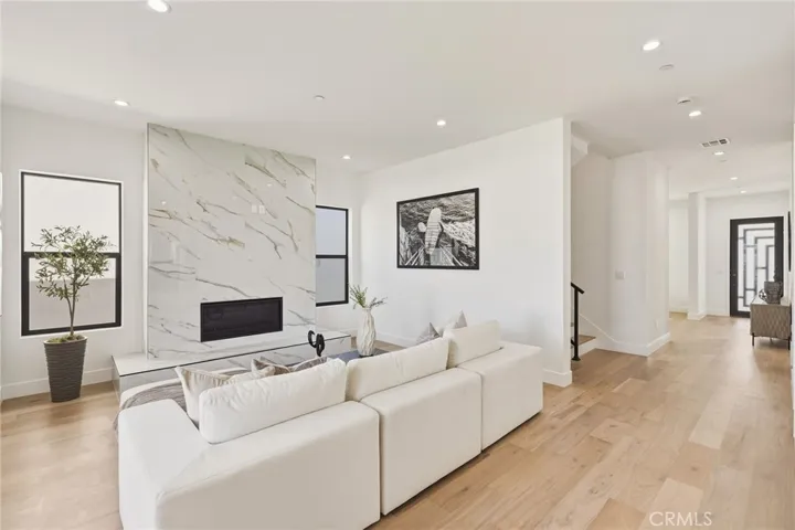 2501 Curtis, Redondo Beach, California 90278