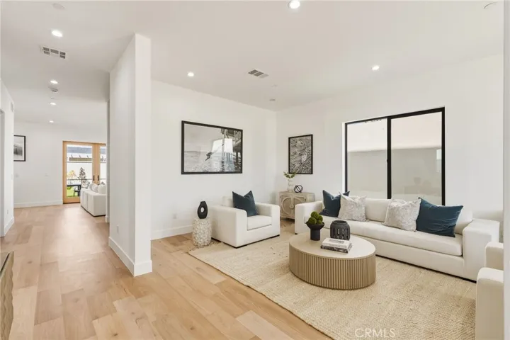 2501 Curtis, Redondo Beach, California 90278