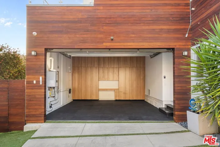 2229 Castilian Drive, Los Angeles, California 90068