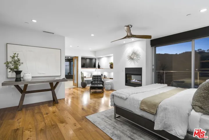 2229 Castilian Drive, Los Angeles, California 90068
