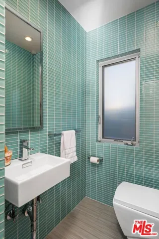 2229 Castilian Drive, Los Angeles, California 90068