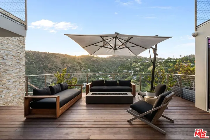 2229 Castilian Drive, Los Angeles, California 90068
