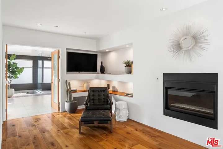 2229 Castilian Drive, Los Angeles, California 90068