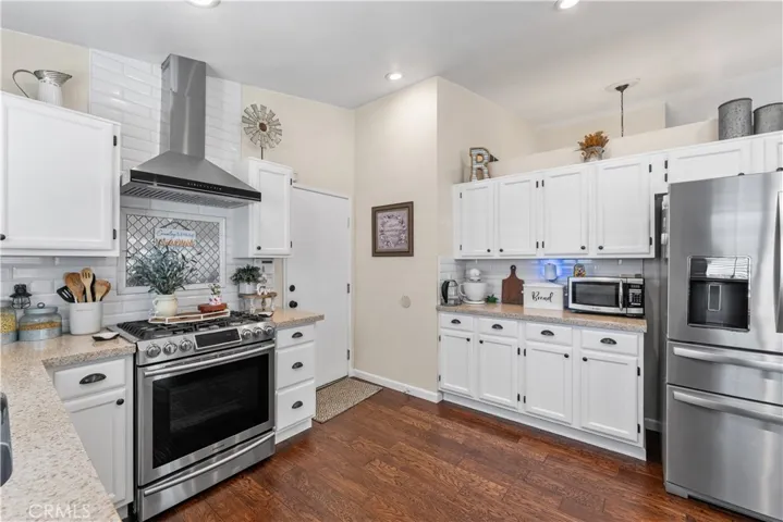 3047 Christina, Lancaster, California 93535