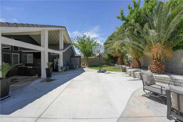 3047 Christina, Lancaster, California 93535