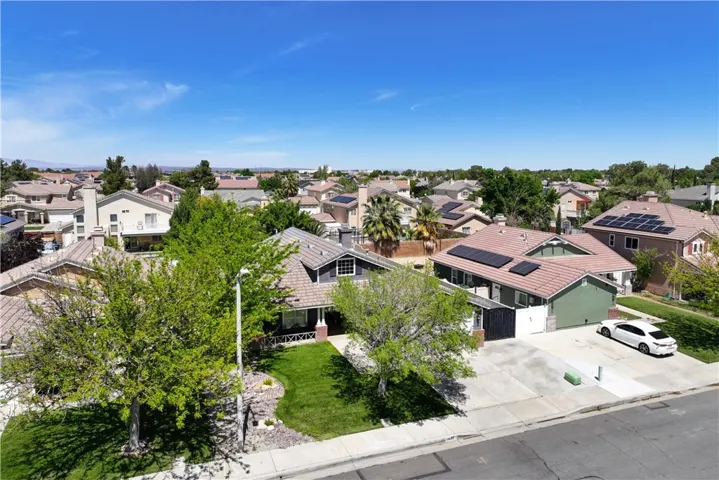 3047 Christina, Lancaster, California 93535