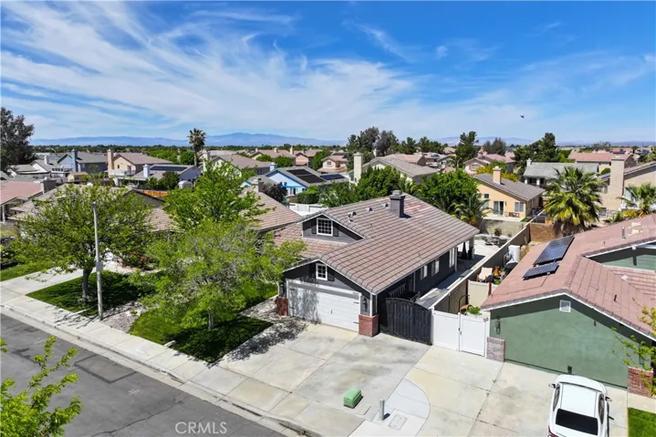 3047 Christina, Lancaster, California 93535