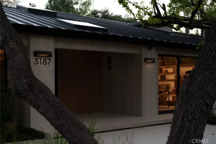 3187 Oakdell, Studio City, California 91604