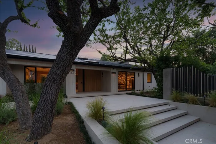 3187 Oakdell, Studio City, California 91604