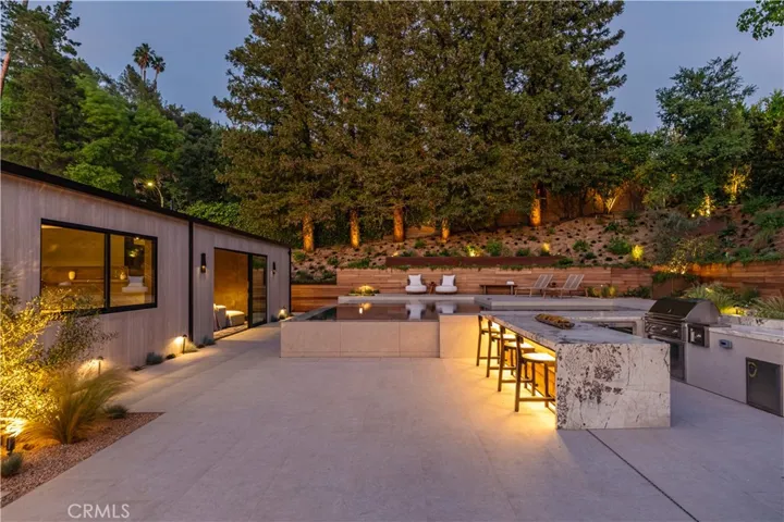 3187 Oakdell, Studio City, California 91604