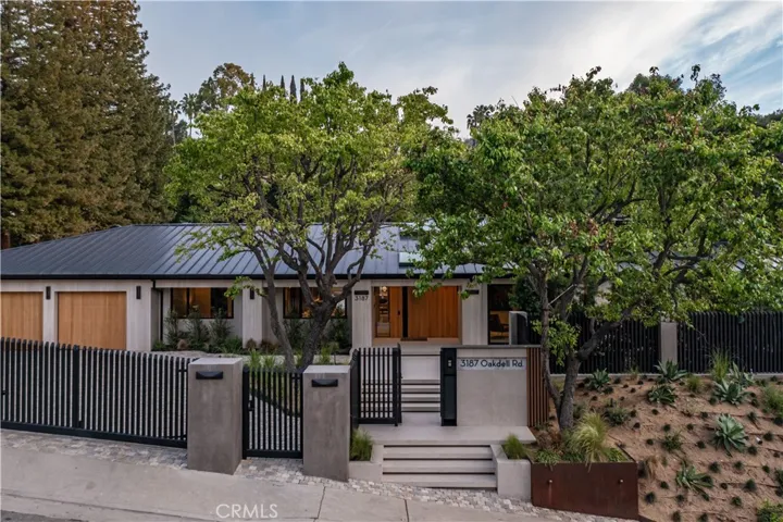 3187 Oakdell, Studio City, California 91604