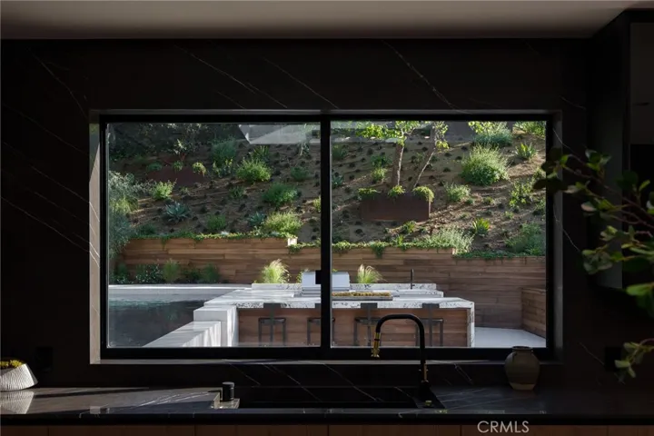 3187 Oakdell, Studio City, California 91604